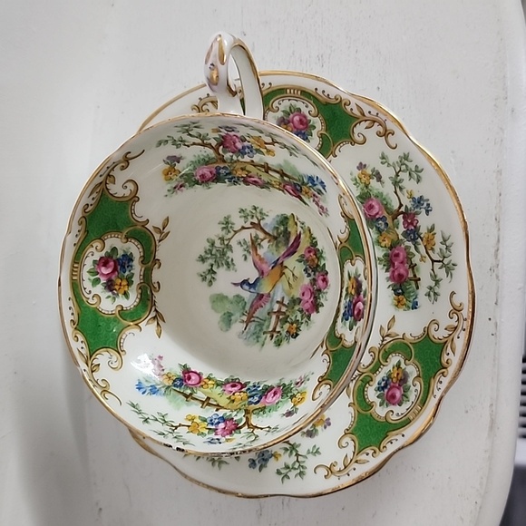 Green Foley Broadway Teacup and Saucer, made in England - Picture 7 of 8